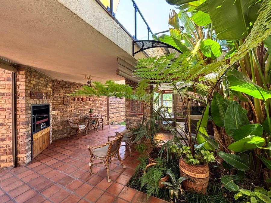5 Bedroom Property for Sale in Heilige Akker North West